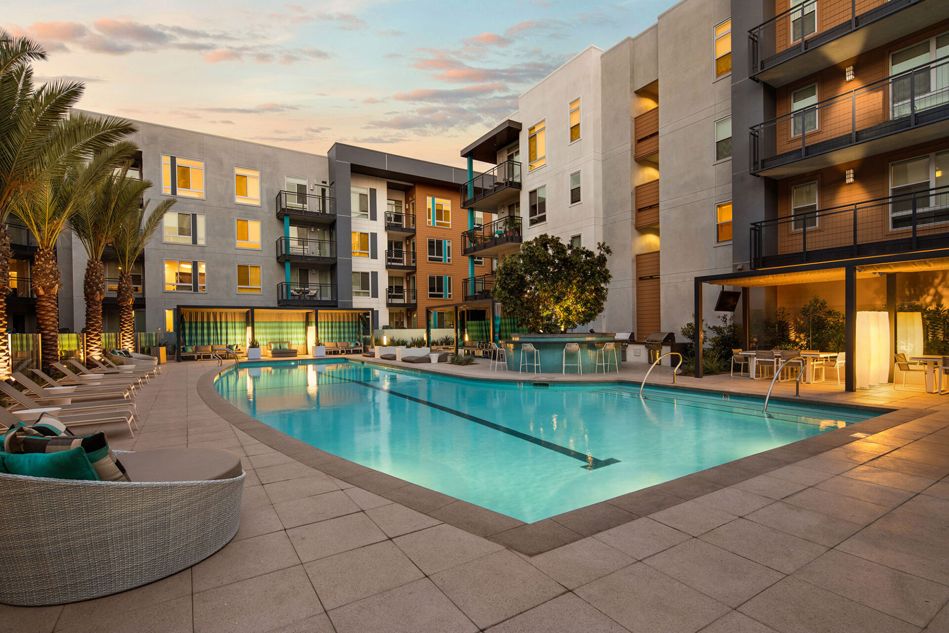 AMLI Uptown Orange | Wrap Apartments | Orange, California | KTGY Architecture + Planning