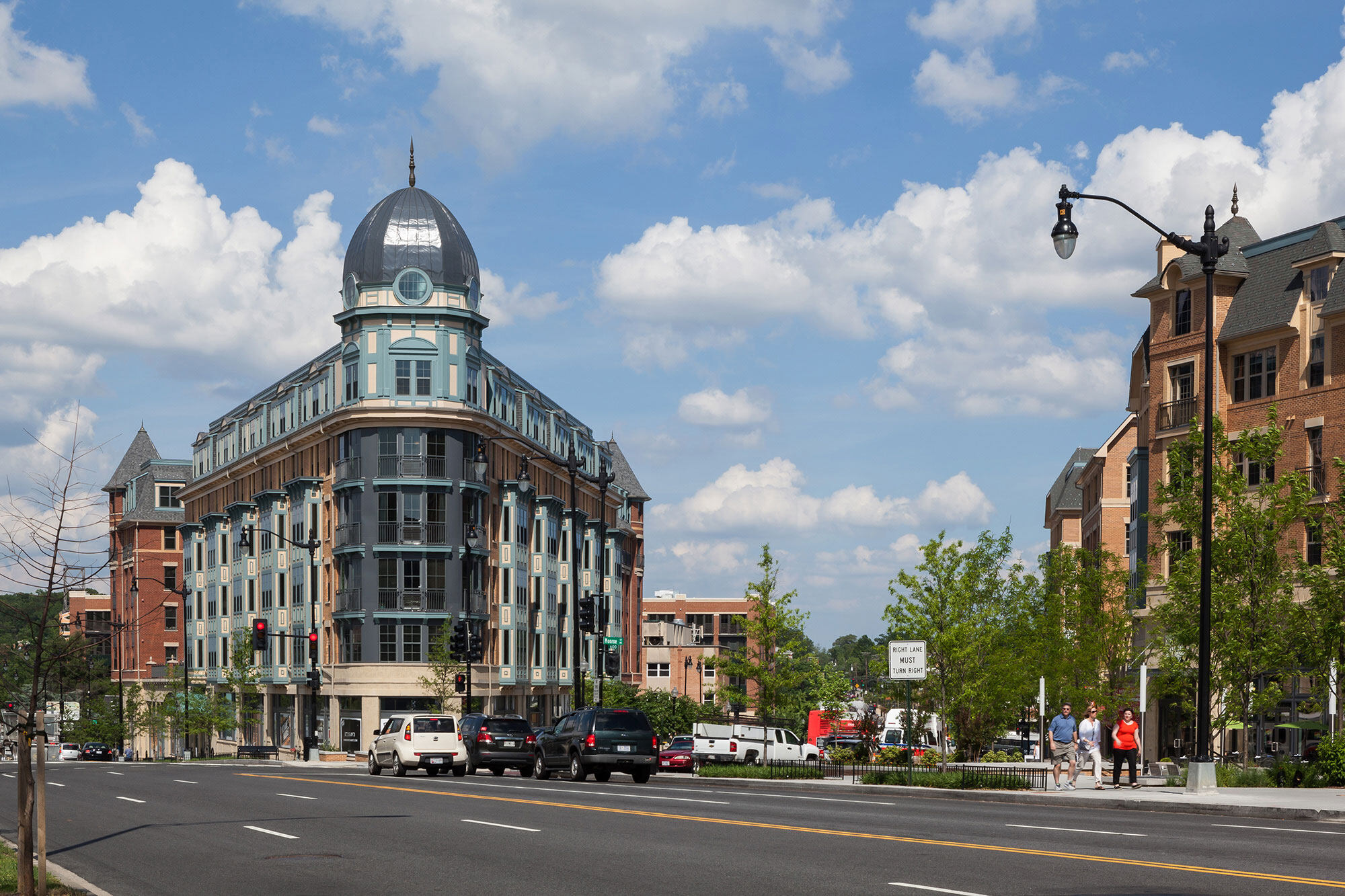 Monroe Street Market A Community’s Unifying Theme KTGY