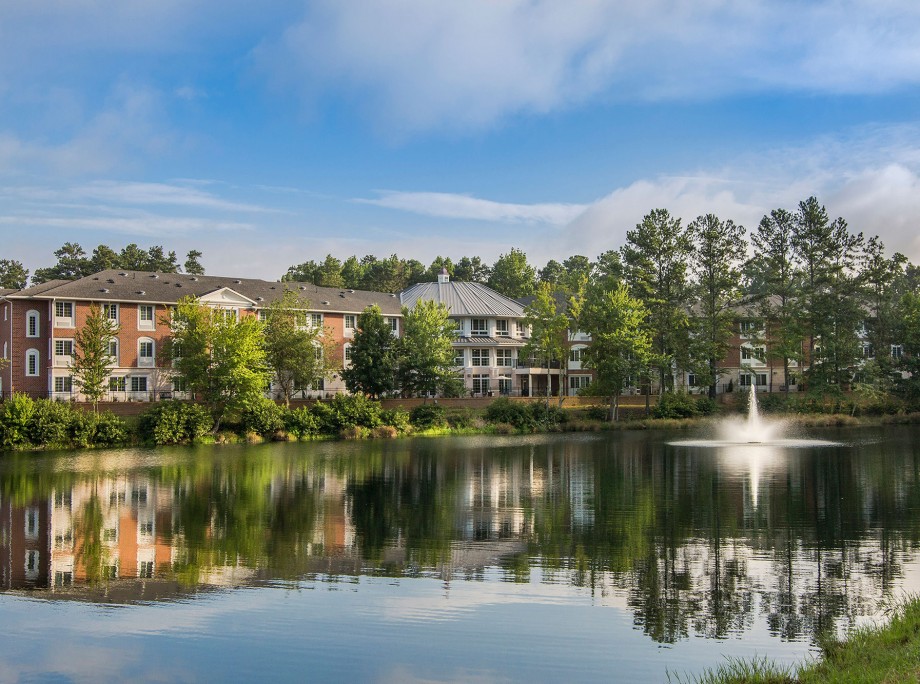 The Georgian Lakeside – Upscale Senior Housing Development Opens in Roswell, GA