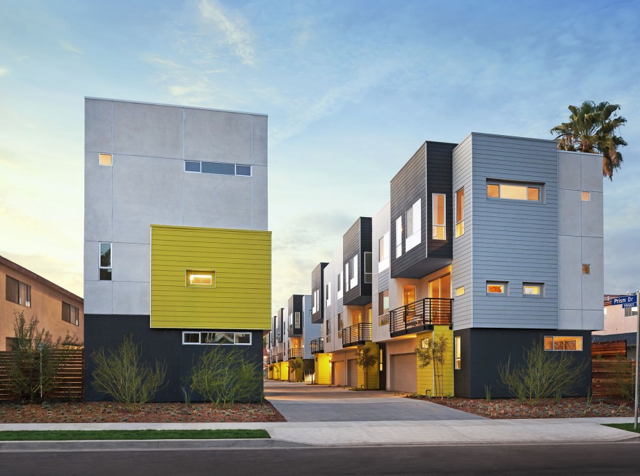 PRISM – New L.A. Project Redefines “Detached” Housing