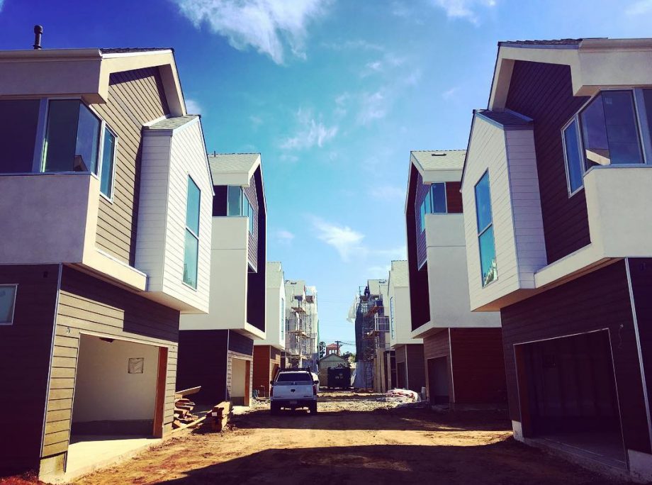 VITAE – Costa Mesa getting 20 new single-family homes